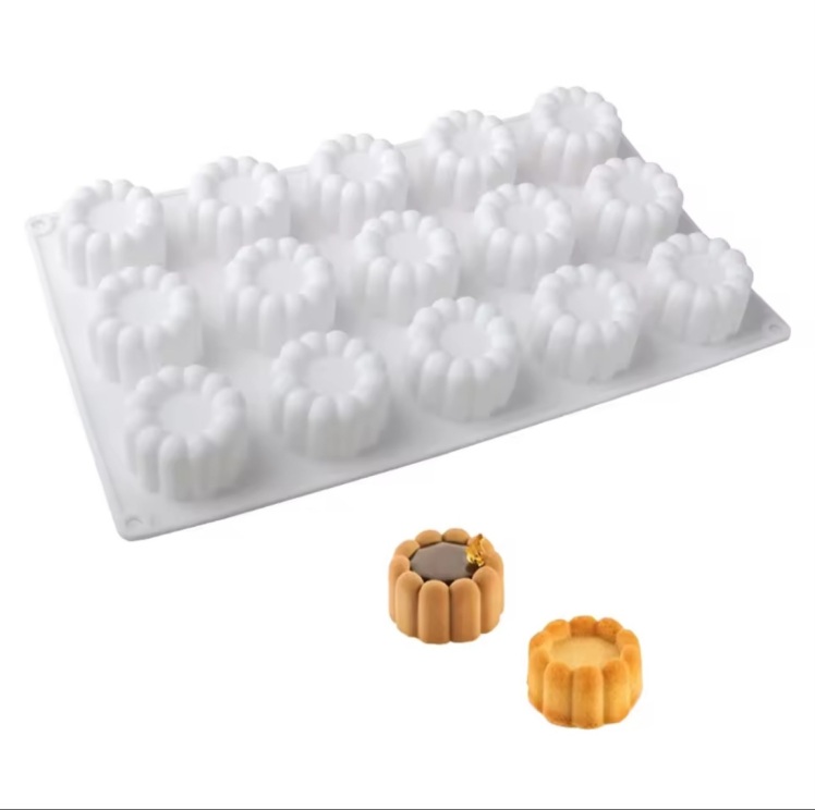 فروش قالب سیلیکونی ۱۵ خانه طرح مینی گل شیاردار. ایده‌آل برای تهیه مینی کیک، موس، ژله و دسرهای تک نفره. نچسب و باکیفیت. خ