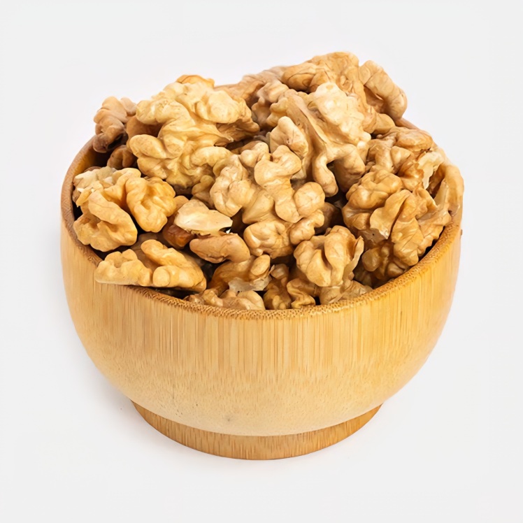 مغز گردو تازه برای دسر